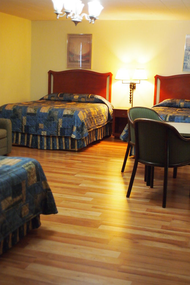 Colonial Motel Chatham-Kent エクステリア 写真